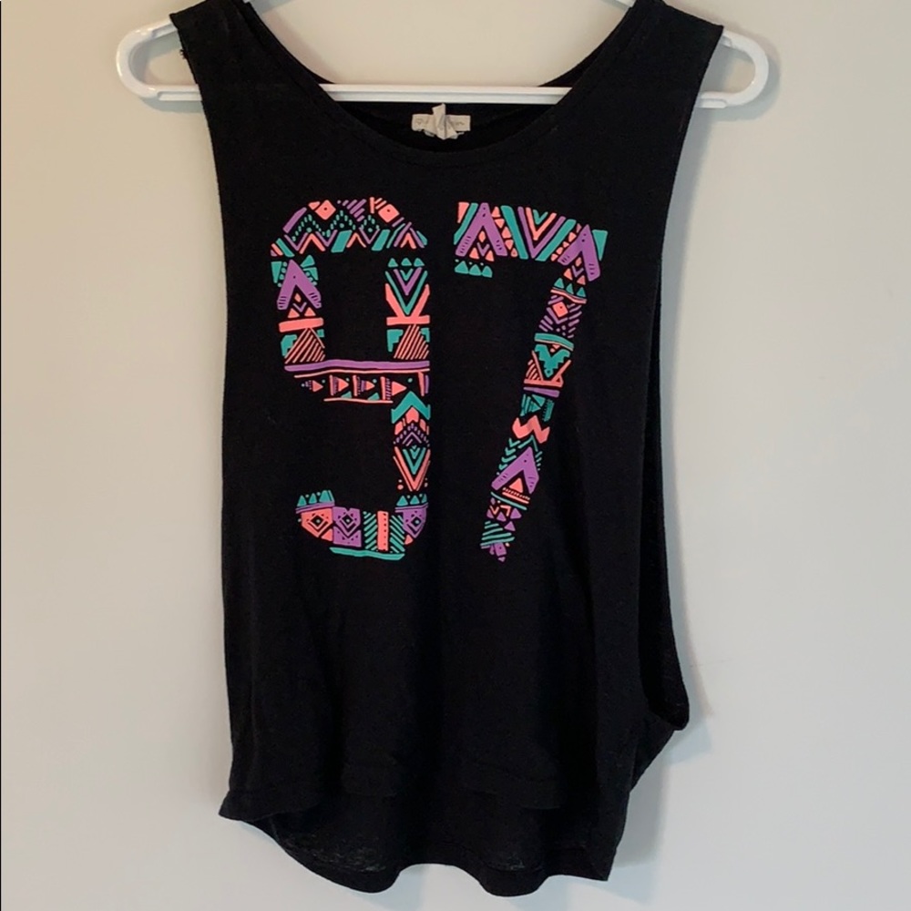 2 Tank Tops - Picture 2 of 3